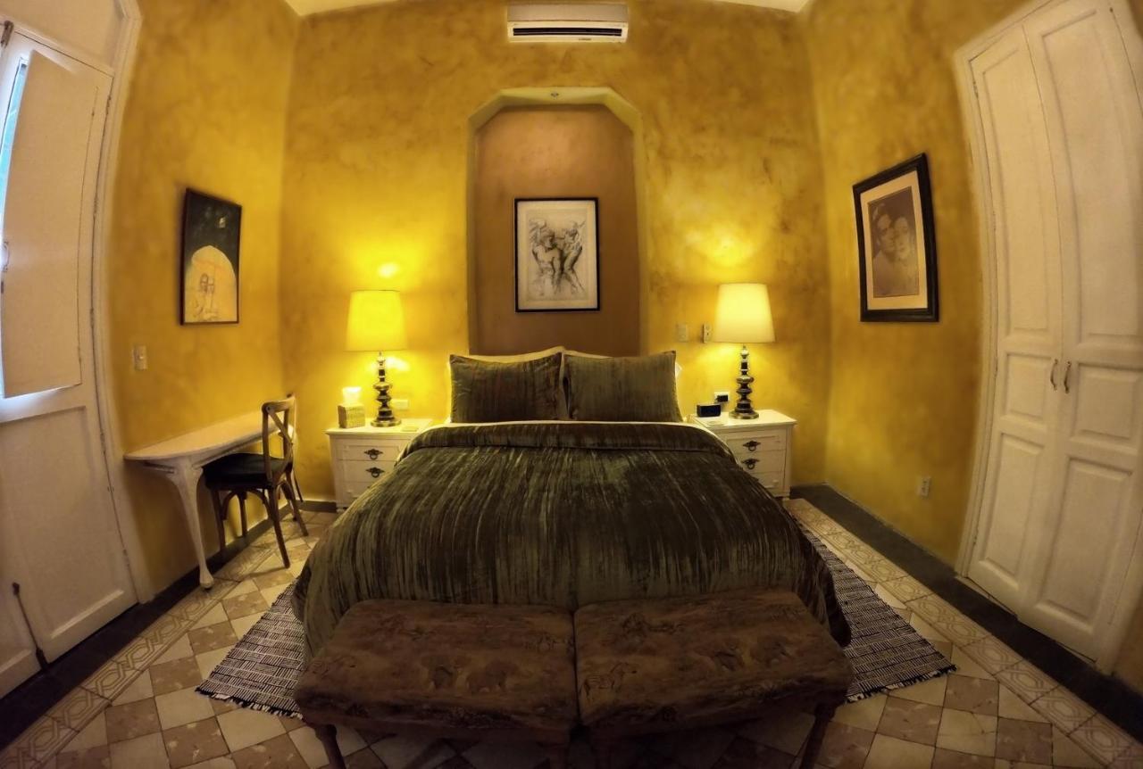 La Perla Hotel Boutique B&B グアダラハラ エクステリア 写真