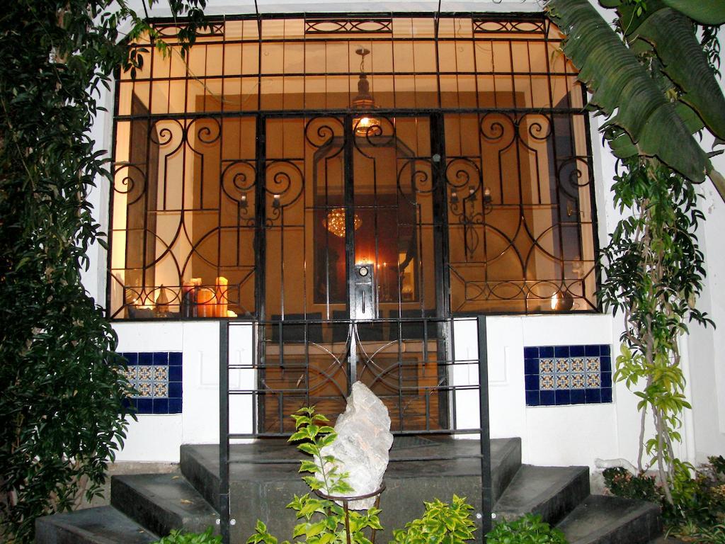 La Perla Hotel Boutique B&B グアダラハラ エクステリア 写真