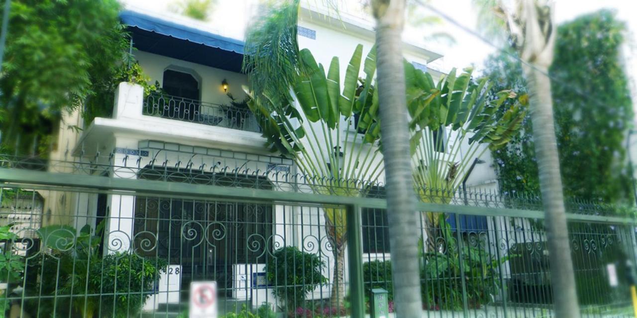 La Perla Hotel Boutique B&B グアダラハラ エクステリア 写真